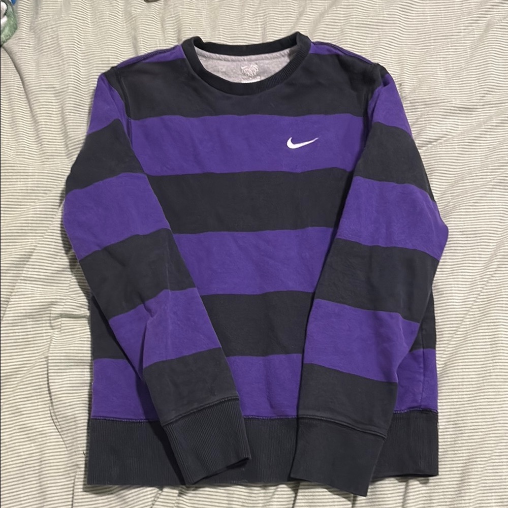 Nike Purple and Black Striped Crewneck Sweatshirt
